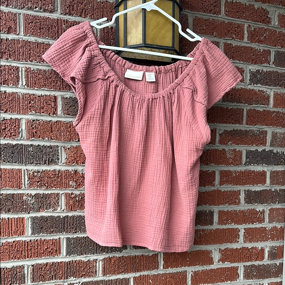 Women's Pink Off-Shoulder Top
